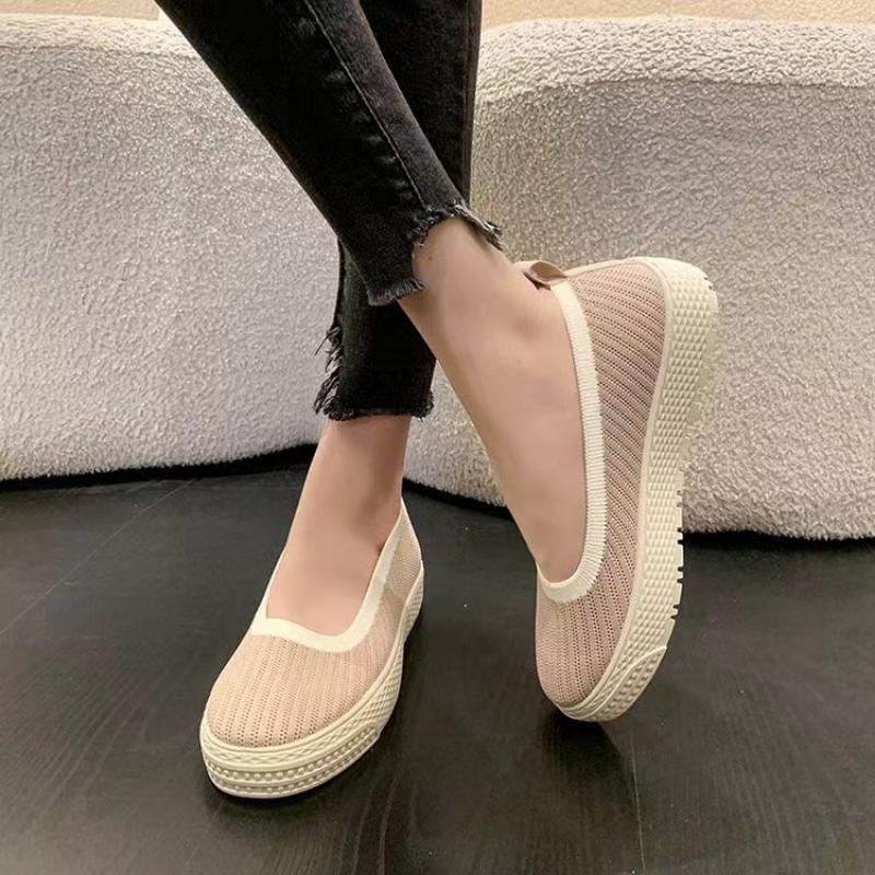 Dámské letní boty rybářky s kulatou špičkou a mělkým výstřihem, na silné podrážce, pohodlné, prodyšné, nazouvací, ležérní boty