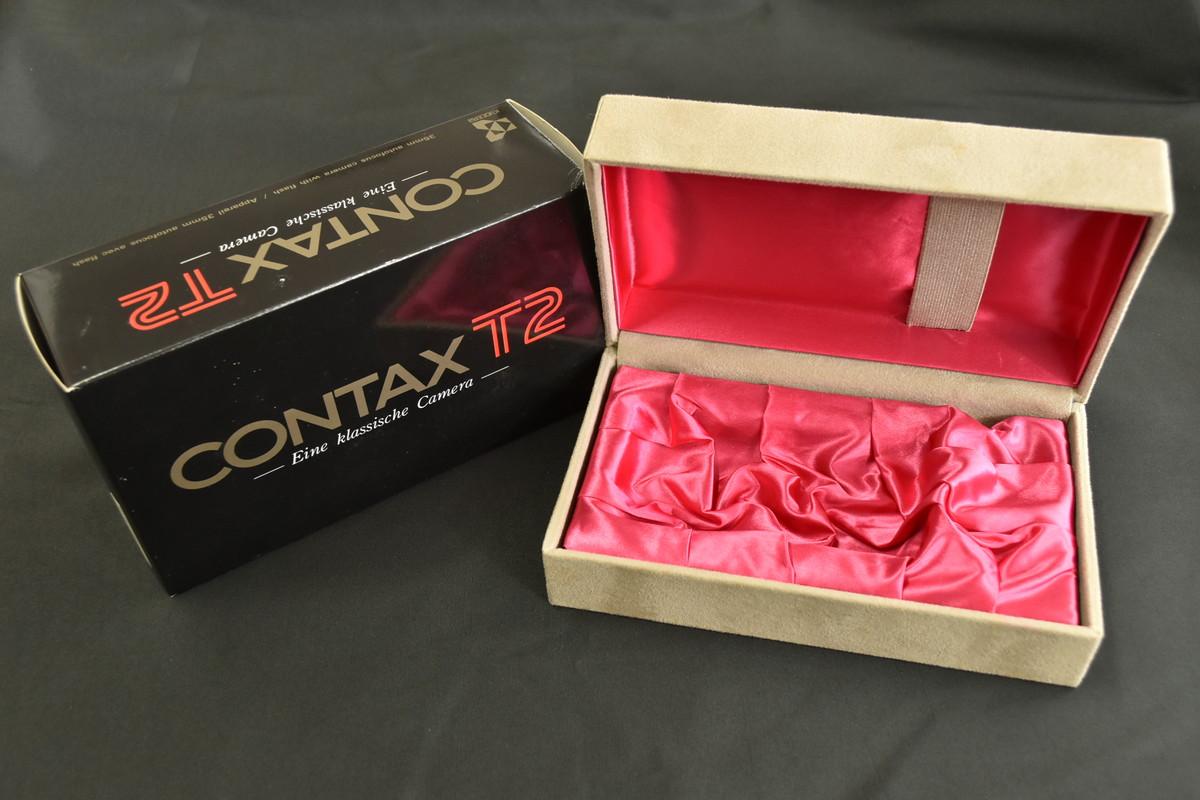 

CONTAX T2 Original Box and Inner Presentation Case Genuine Packaging Only
