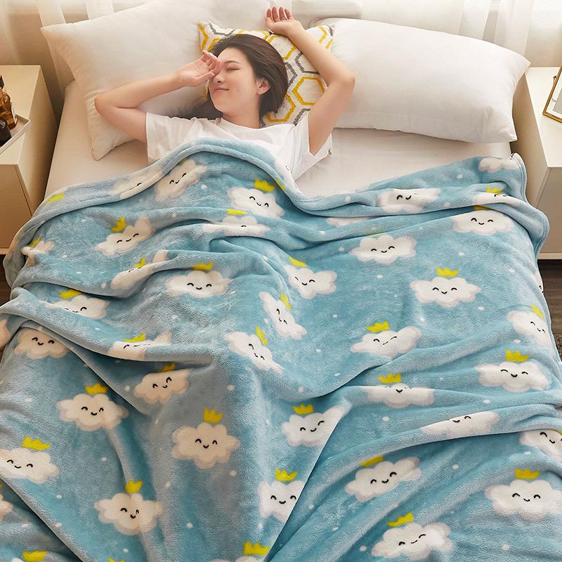 Flannel Coral Fleece Blanket for All Seasons - Air Conditioning & Winter Use
