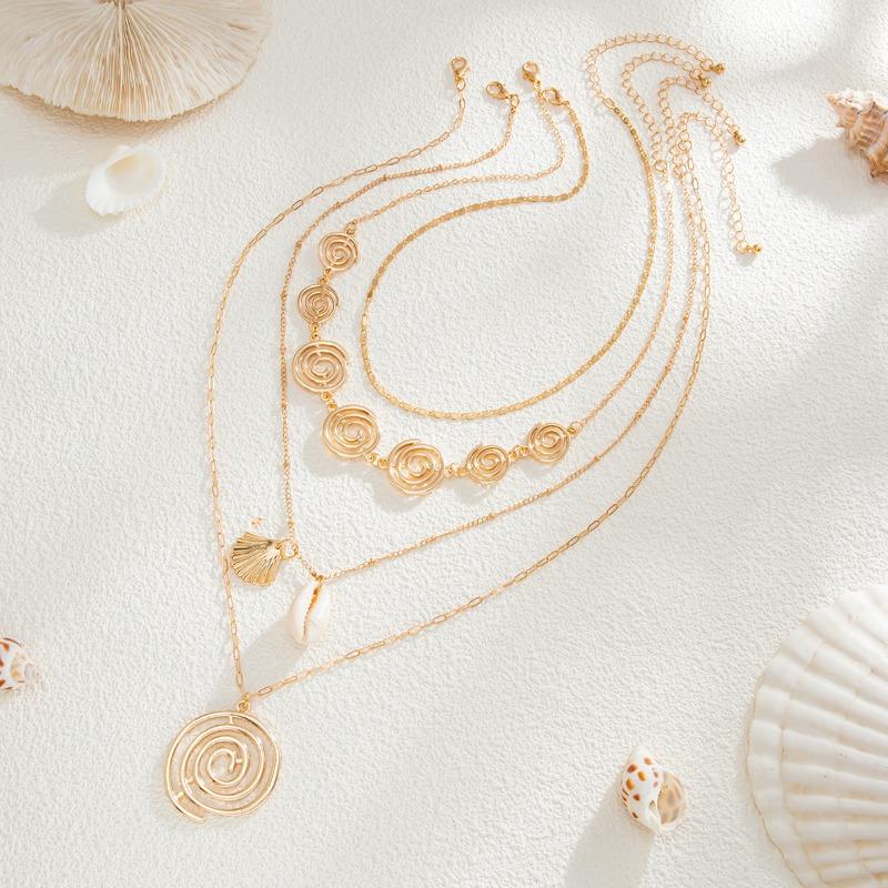 Fashion Vacation Layered Shell Conch Pendant Metal Chain Necklace For Women