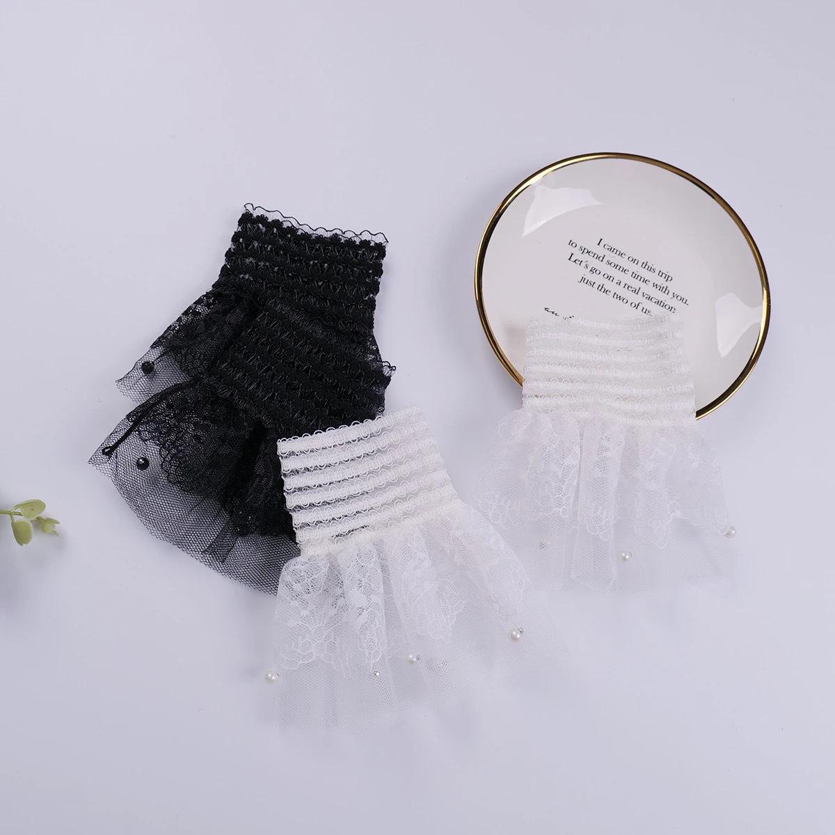 

Women s Decorative Lace Pearl Sleeves: Autumn/Winter Faux Cuffs & Sleeves to Cover Scars/Tattoos One Size (Approx. 20cm Circumference)