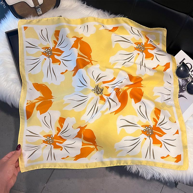 New 71 * 71cm Korean Version Small Square Scarf Women's Silk Scarf Spring and Summer Thin Sunscreen Scarf Neck Protection Bag Headband Versatile