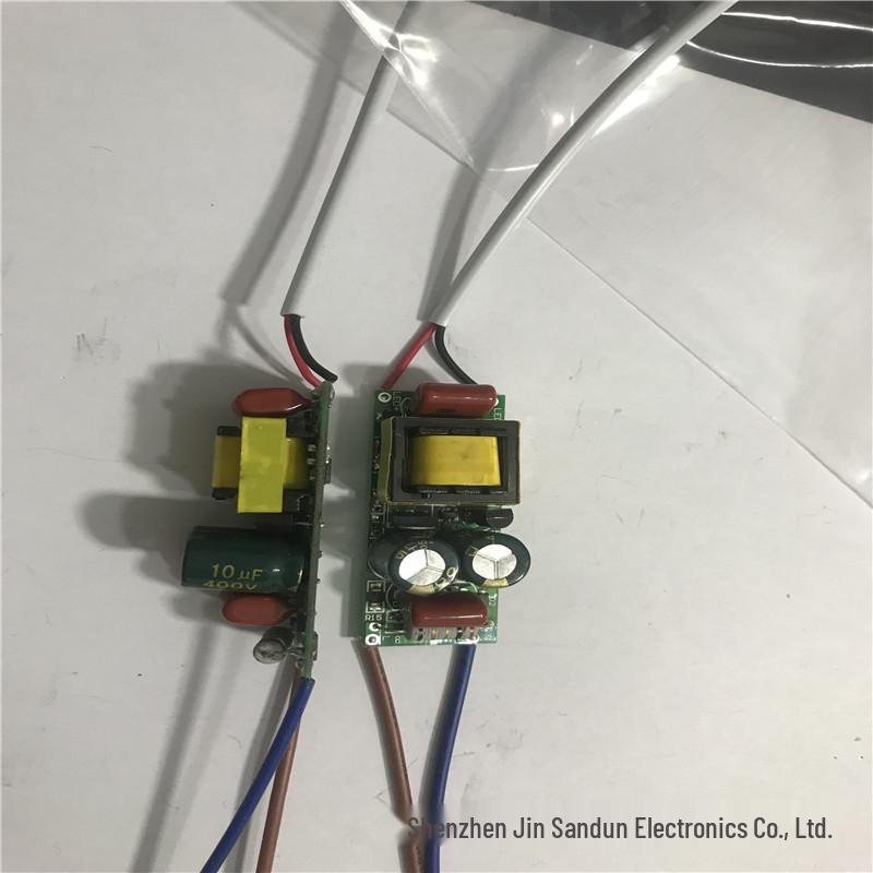 LED Dimming Power Supply with Thyristor Control