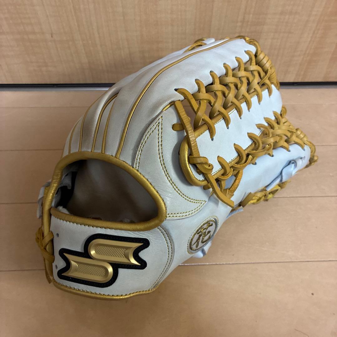 Used SSK Soft ball gloves White x Gold