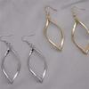 1 Pair Women's Geometric Rhombus Earrings Wave Twisted Design Sweet Sparkling Metal Drop Ear Climbers Electroplated Elegant Jewelry for Daily Party