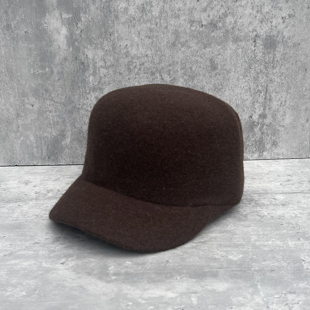 Chapeau simple en feutre de laine pour femme automne et hiver chaud à petit bord plat sommet plat chapeau d'équitation montrant le visage petit cuir velours patchwork polyvalent chapeau de cavalier