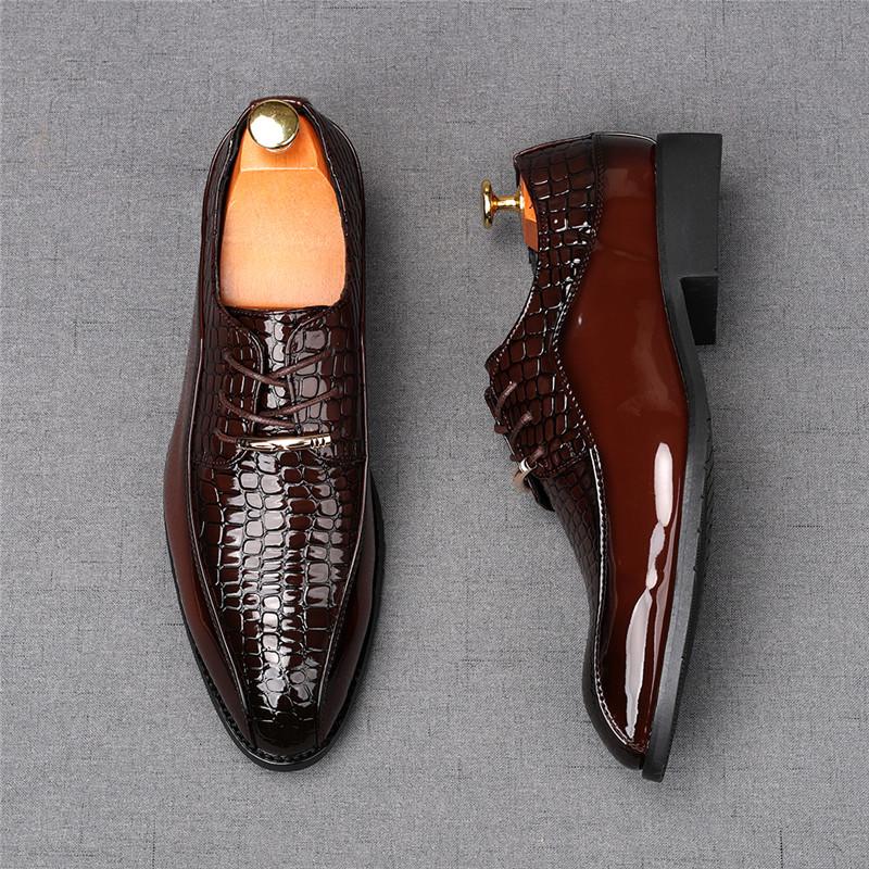 Fashion Fashion New Men's Pointed Shiny Lace Up Business Flats Derby Shoes Male Luxury Designer Homecoming Wedding Dress Footwear