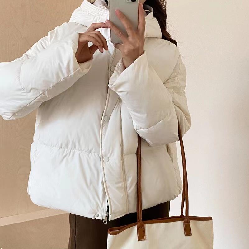 Winter Fashion Loose Women Short Bread Coat with Flower Hooded Warm Thicken Jacket