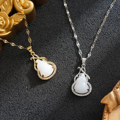 Elegante Europäische & Amerikanische Stil Koreanische Stein-Kürbis Anhänger Halskette, Modische Schlüsselbein Kette, Inspiriert von Internet-Berühmtheiten.
