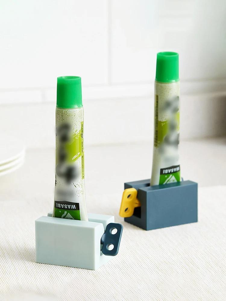 Lazy Toothpaste Squeezer Face Wash Roller Presses The Magic Squeezer Toothpaste Clip Clean Bathroom