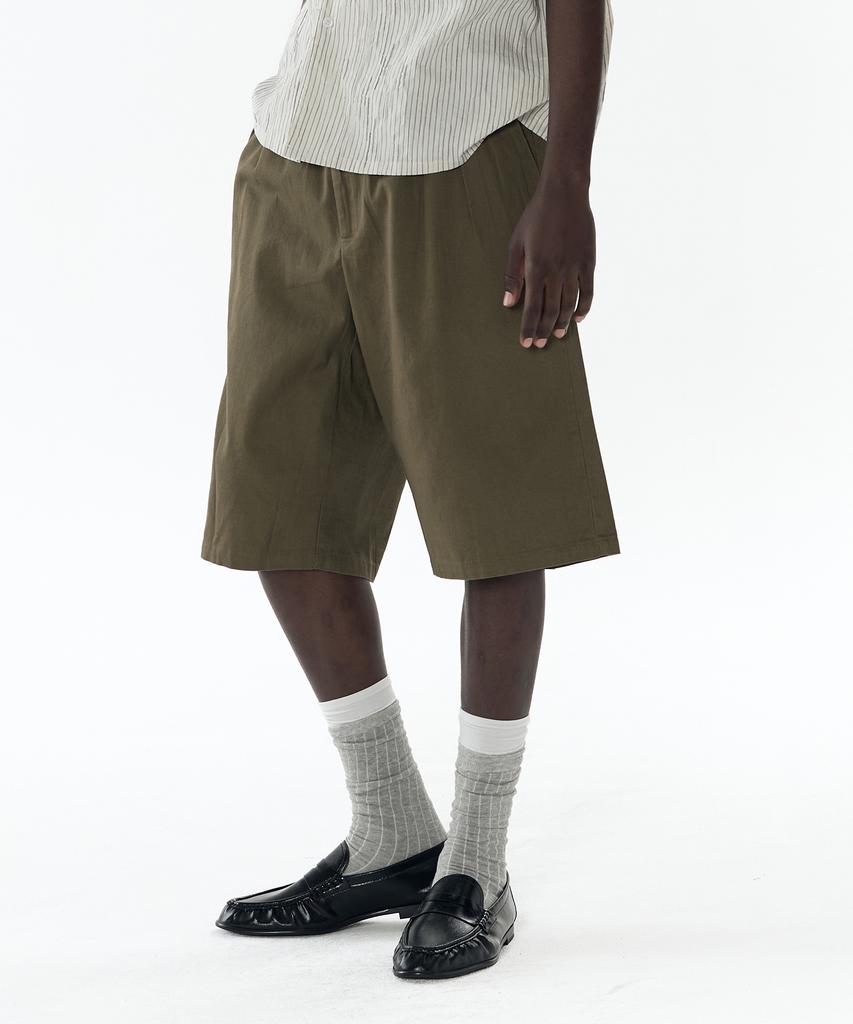 CONNECT KINLOCH Bermuda Two-Tuck Chino Half Pants (Khaki)