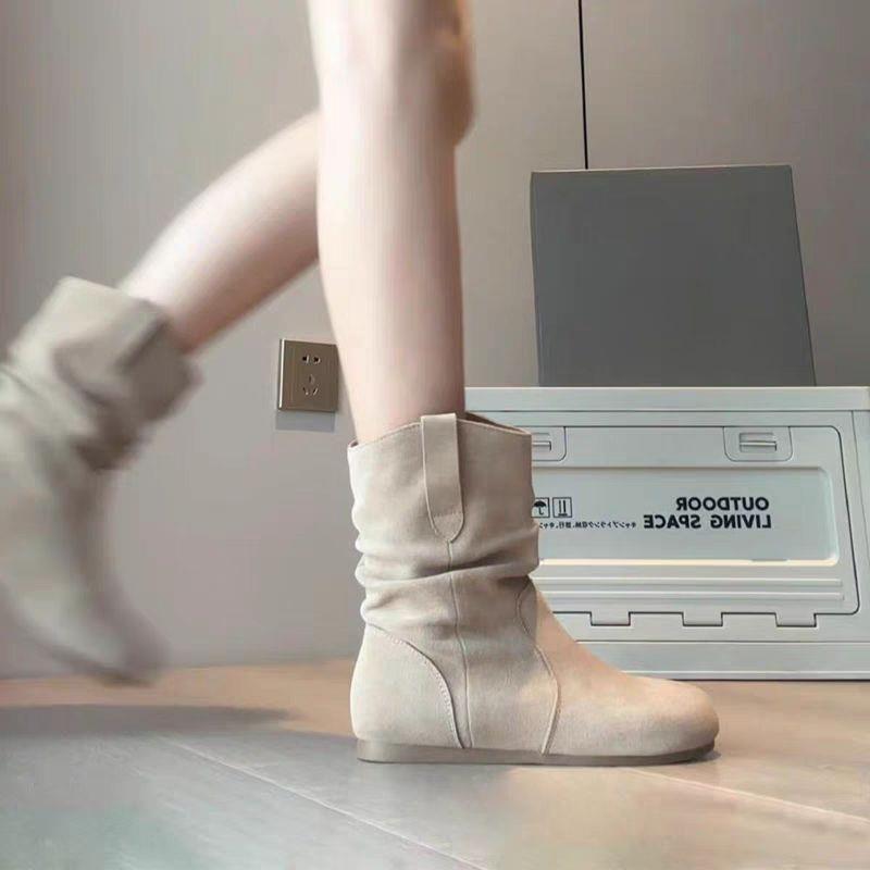 Women's shoes niche design sense retro stacking boots 2025 new round head flat bottom small short boots popular western cowboy horse