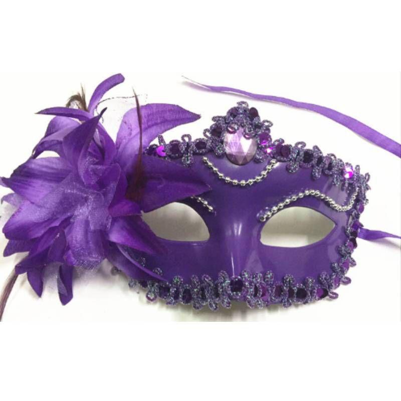 Elegant Lace Masquerade Mask With Rhinestone Flower Accents For Women's Halloween Costume Props