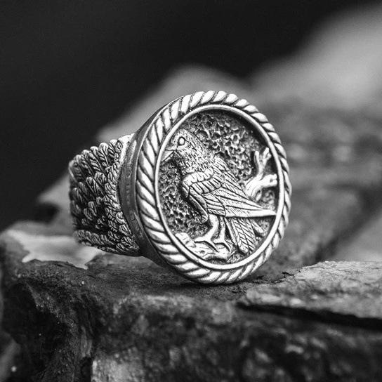Blackened Magpie Bird Ring