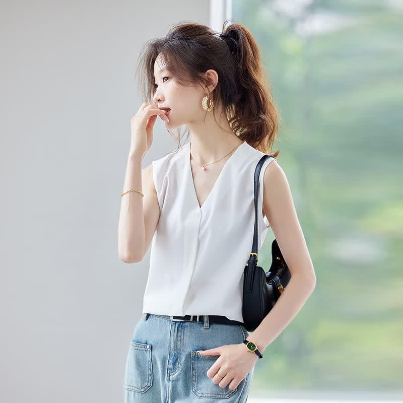 Women's V-Neck Sleeveless Chiffon Vest Blouse