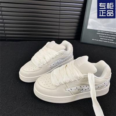 Korean Version of Niche Milky White Bread Shoes Women In 2025 Spring New Student Versatile Casual Board Shoes Little White Shoes Women