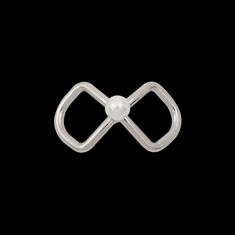 Fashion Pearl Rhinestone Brooches for Women Square Scarf Buckle Geometry Cross Brooch Pin Metal Ring Clothing Accessories