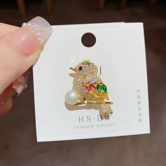 Elegant Freshwater Pearl & Zircon Magpie Brooch - Stylish Bird Design for Women