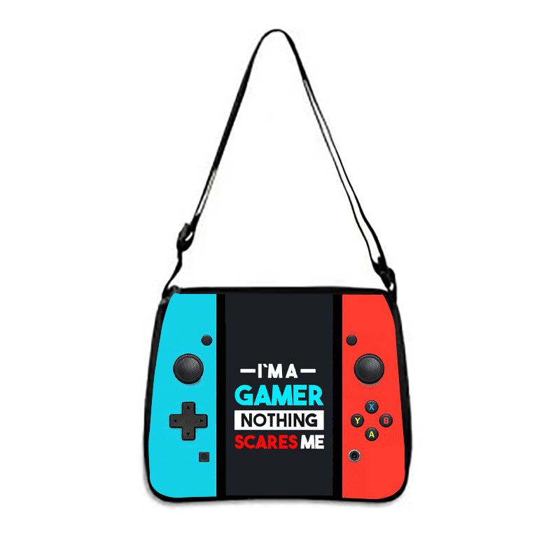 

Школьный рюкзак с игровой тематикой (набор): Включает сумку для ланча и пенал