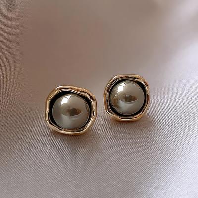 Vintage Classic Charm Gray Pearl Stud Earrings for Women Temperament Gold Color Geometry Korean Fashion Jewelry Accessories Gift