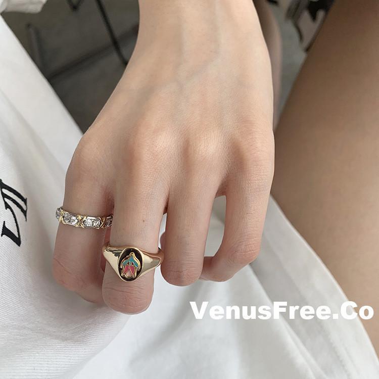 

Exquisite 925 Sterling Silver Vintage Style Adjustable Ring With Green Gemstone For Women J1064