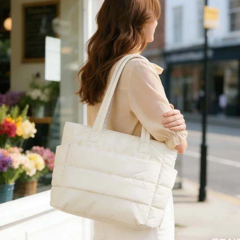 Women'S Handbag Lightweight And Fluffy Suitable For Travel Work Beach Gym And Shopping