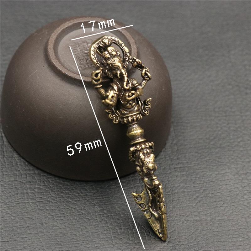 Messing Vajra Stößel Schlüsselanhänger: Goldener tantrischer Anhänger & kleines Ornament