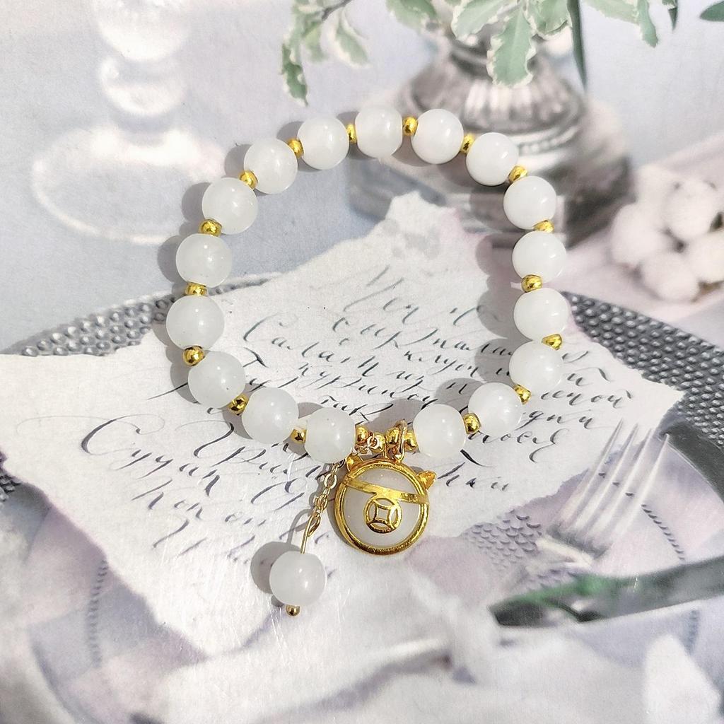 Forest Butterfly Glass Bracelet with Ice-Cracked Flower Beads
