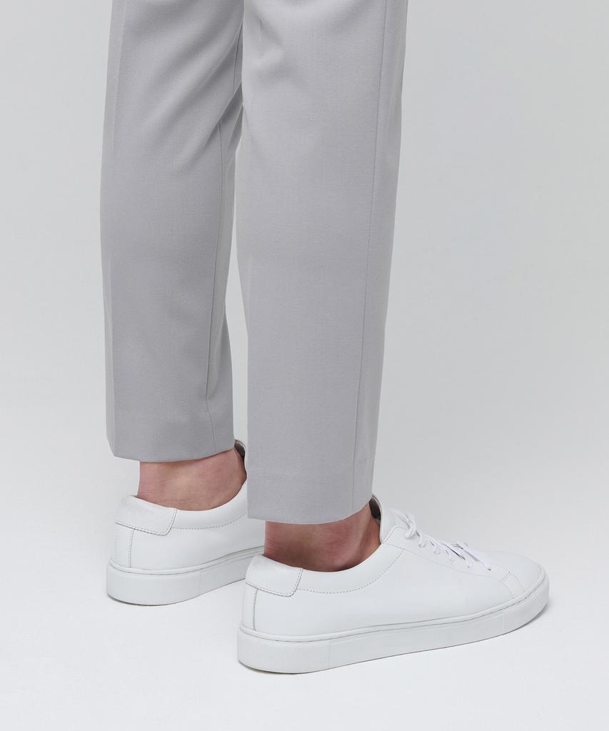 Musinsa Standard Lightweight Skinny Hidden Elastic Waist Crop Slacks [Light Gray]