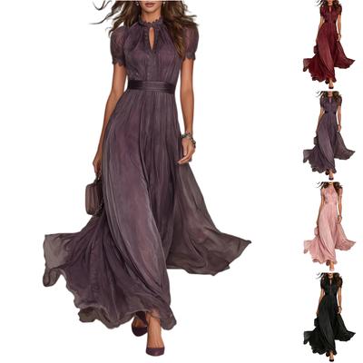 Vestido Longo Chiffon Feminino com Gola Alta e Renda Curta Manga Bufante Buraco na Frente Cintura Franzida Barra Fluida Elegante Vestido Longo