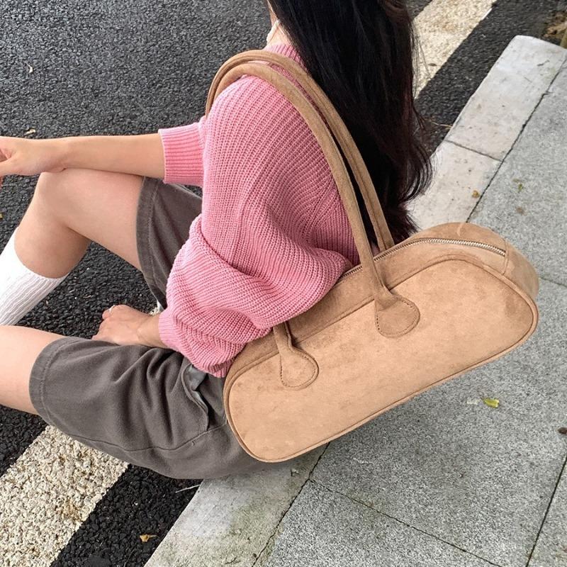 Autumn and Winter Suede Baguette Bag Women's Fashion Versatile Underarm Bag Women's Plush Retro New Shoulder Bag