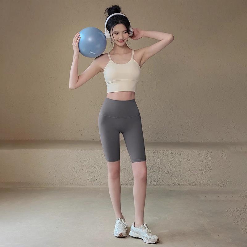 Yoga Pants For Women Summer High Waist Butt Lifting Sports Shorts Nude Feel Biker Shorts Outerwear Running Professional Training Fitness Pants
