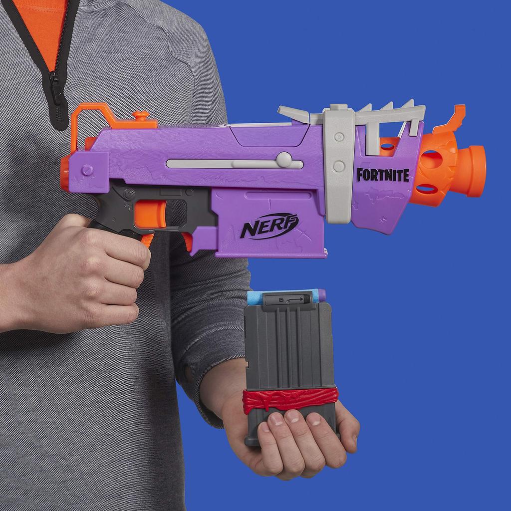 Hasbro Nerf Fortnite SMG-E Elite Series Submachine Gun Replica Blaster with 6 Dart Clips and 6 Official Nerf Elite Darts. Suitable for Kids, Teens,
