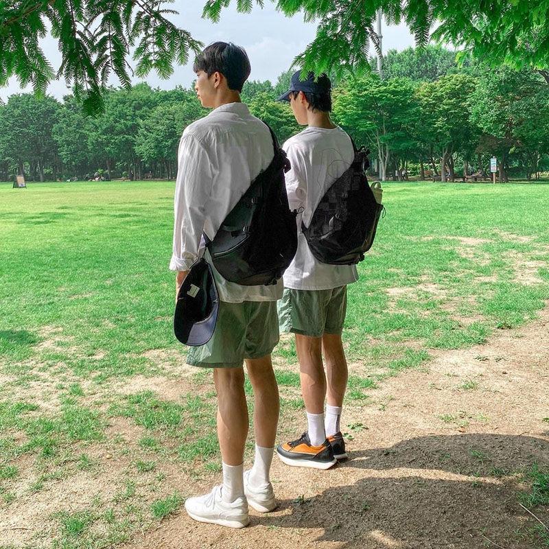 Japanese Streetwear Nylon Crossbody Bag – Sporty, Casual, Multipurpose Shoulder Bag for Men and Students