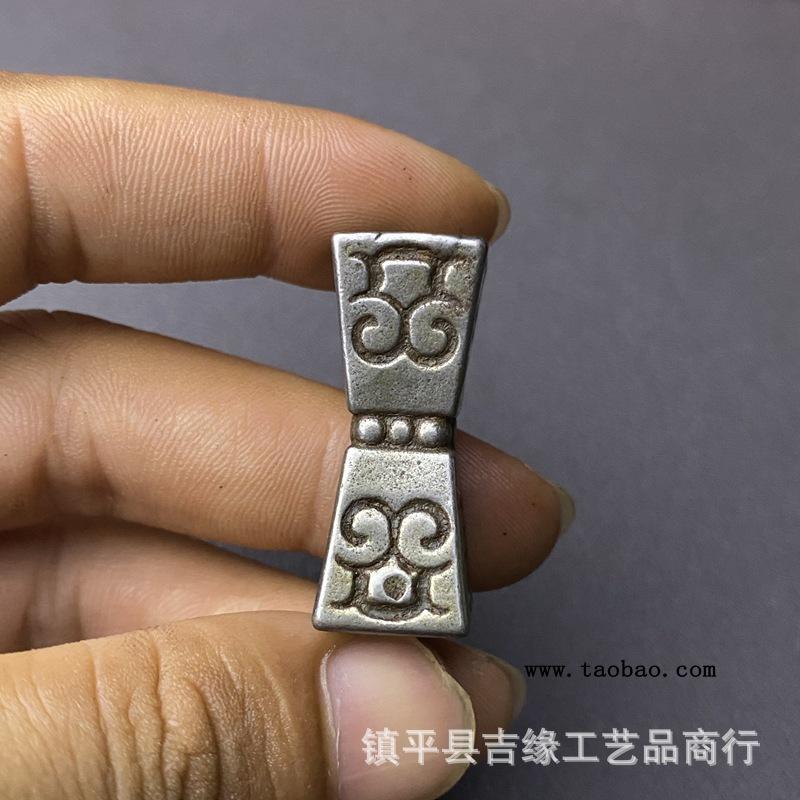 Nepal Style Vintage Iron Engraved Tibetan Old Seal Pendant