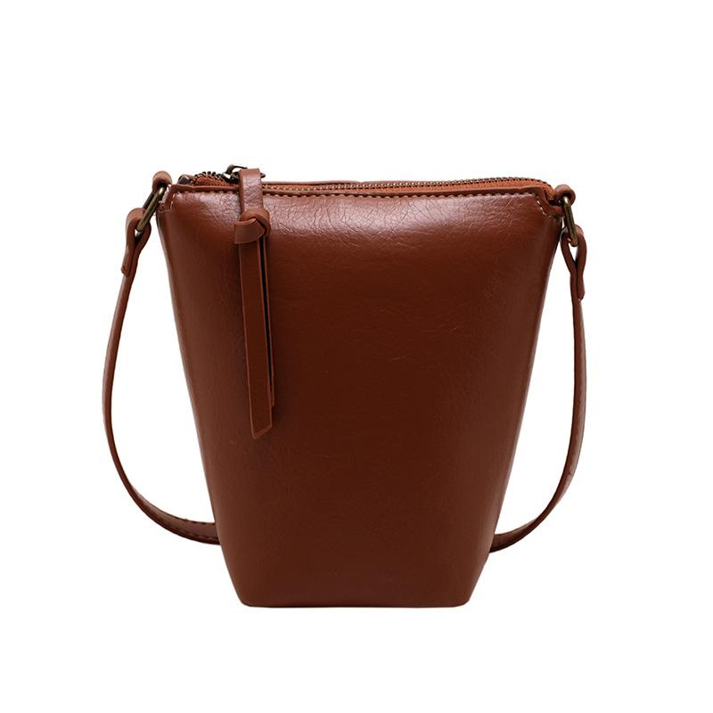 This Year's Popular Small Bags, Women's Striped Women's Bags, Fashionable and Versatile Shoulder Bags, Simple Messenger Mobile Phone Bucket Bags.