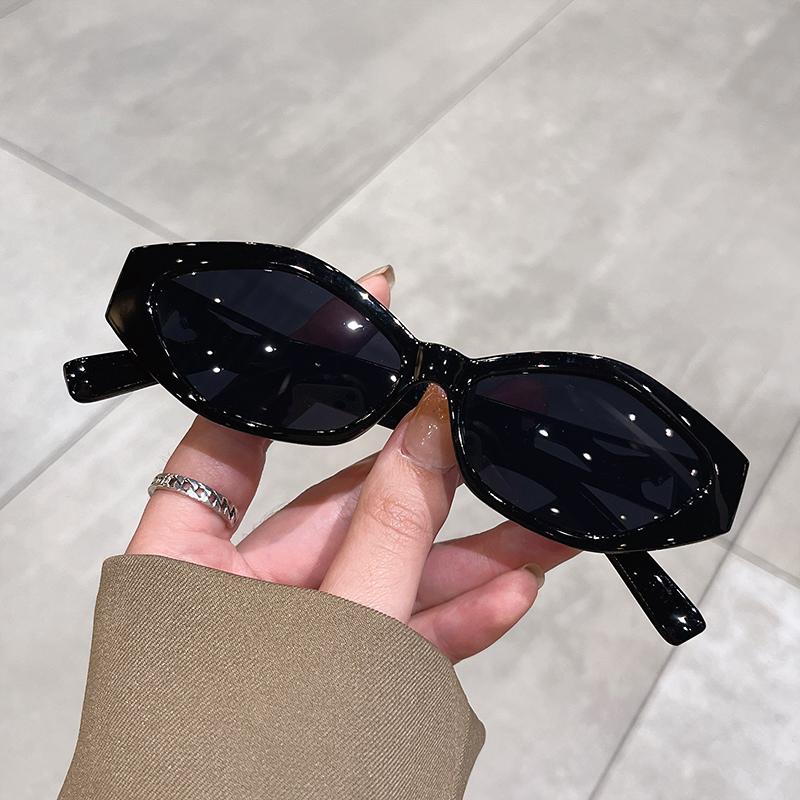 Women Cat Eye Glasses New Fashion Multi-color Rim Blue Light Blocking Sweet Eyeglasses Trendy Stylish Design Eyewear