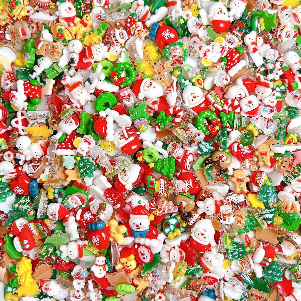 2025 New Christmas Cartoon Nail Art Accessories Cute 3D Santa Hat Snowman Resin DIY Nail Decorations