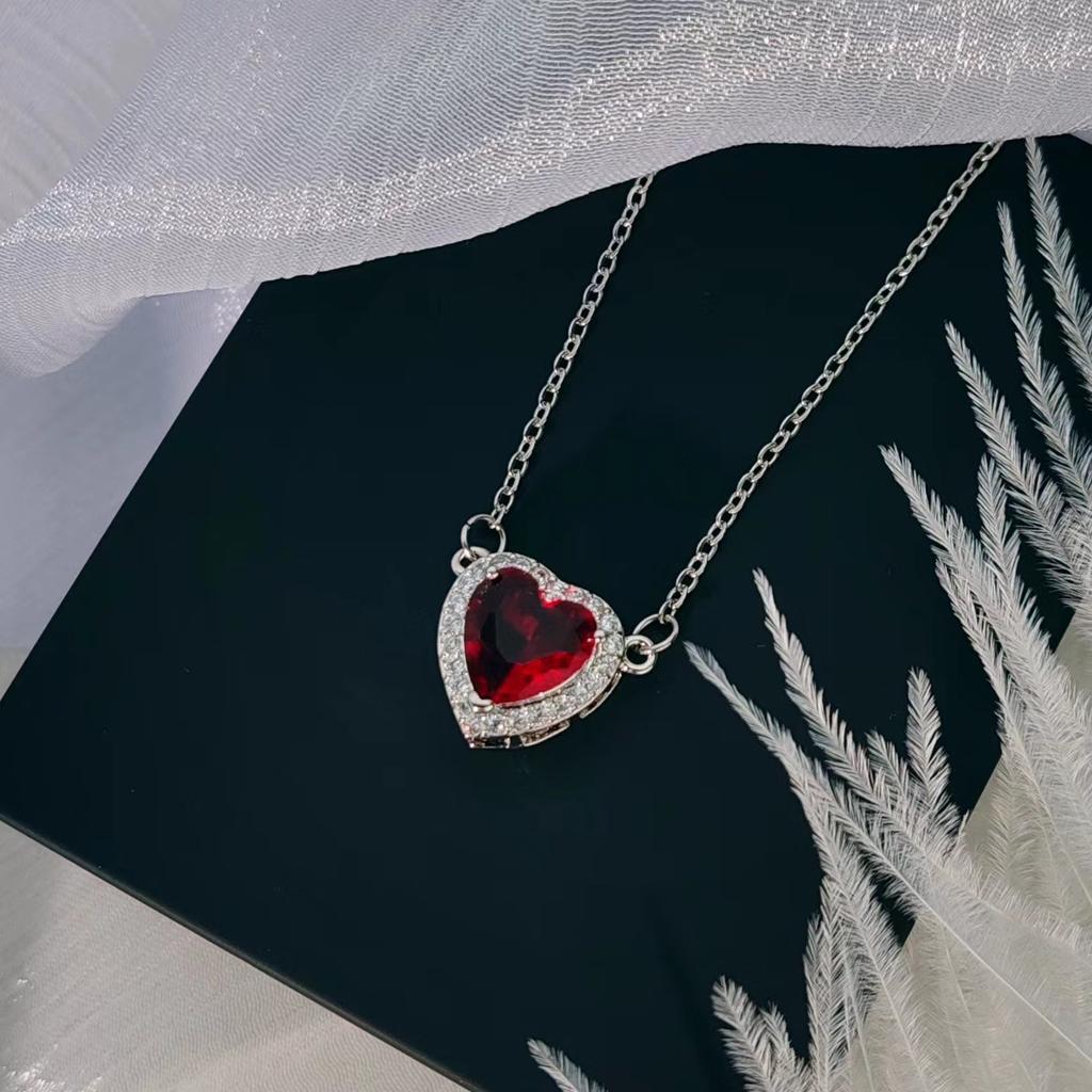 Tk Couple Love Necklace, Personalized Versatile Men'S And Women'S Models, One Arrow Through The Heart, Collarbone Chain Accessories