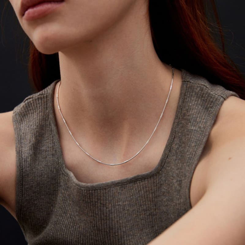 

onill 05-24 Embrace (Necklace) 420mm