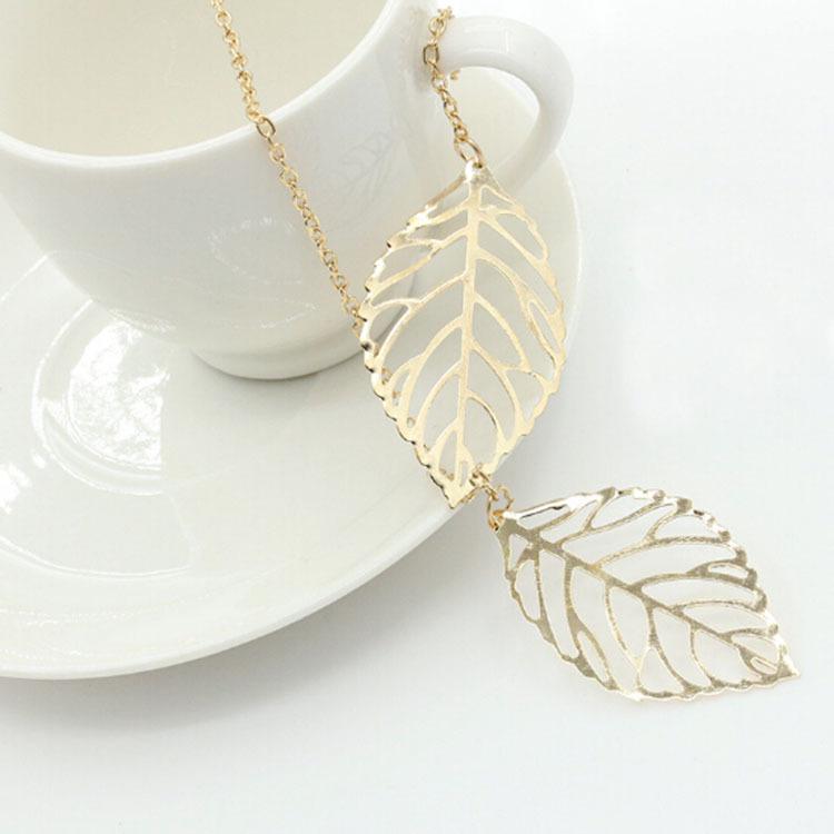 Vintage Metallic Colorful Leaf Pendant Necklace - Simple and Versatile Design