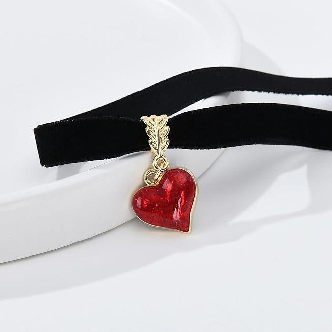 Gothic Velvet Heart Pendant Choker, Halloween Heart Shape Neck Collar Jewelry