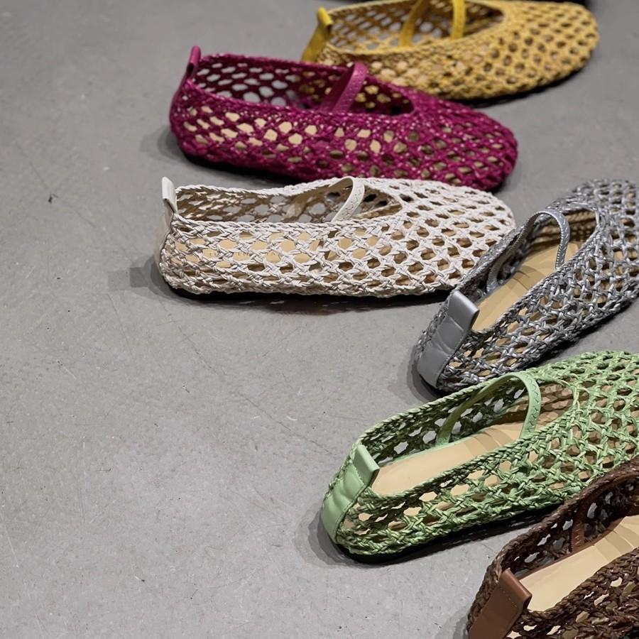 Sheepskin version~ round head hollow woven retro flat shoes women's sandals one-word fishing net shoes breathable shallow mouth single shoes