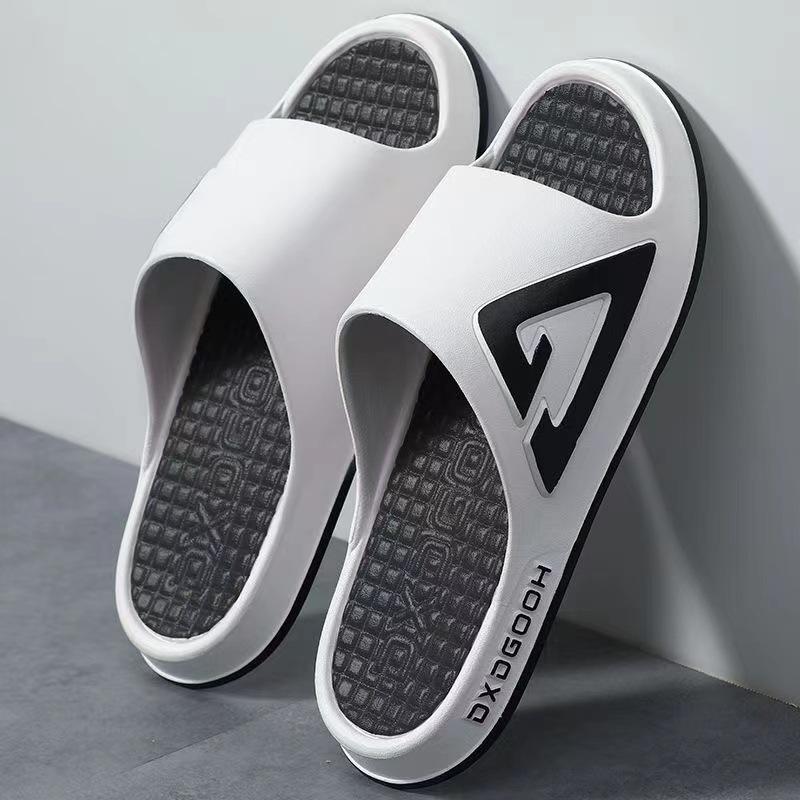 Fashion 2024 Men's Summer Slippers Anti-slip Thicken EVA Soft Slipper Outdoor Beach Flip Flops for Men Household Comfortable Shoes 44/45