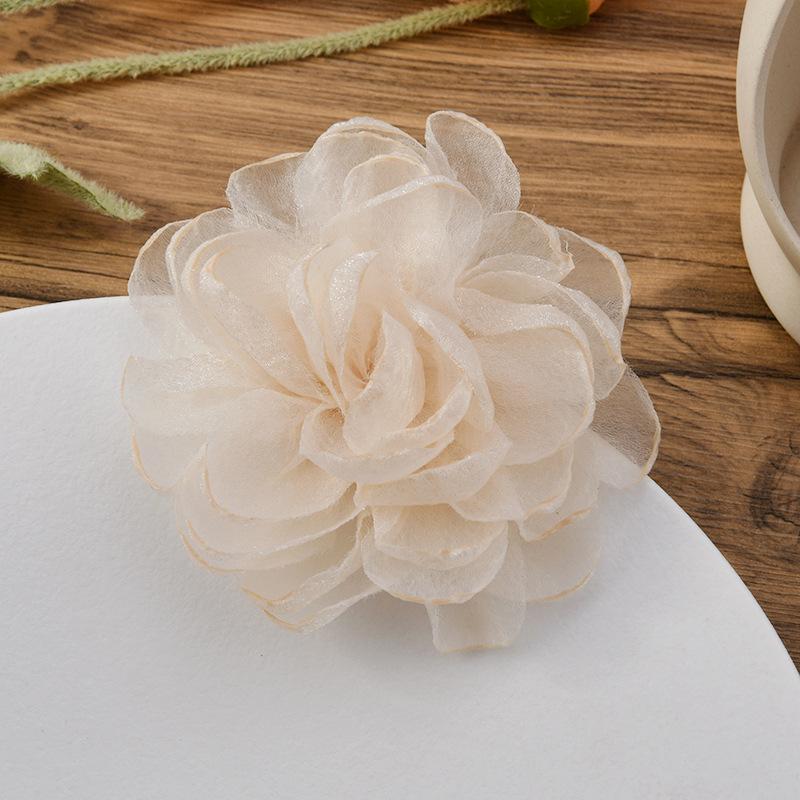 

Vintage starry sky yarn big flower brooch niche high-end sense elegant super fairy fabric brooch women s coat accessories pin