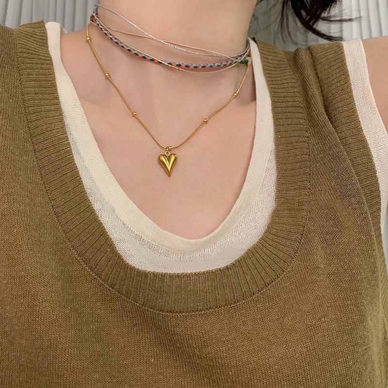 Retro Heart Pendant Beaded Necklace Collection - 2023 Women's Layered Clavicle Chain Style