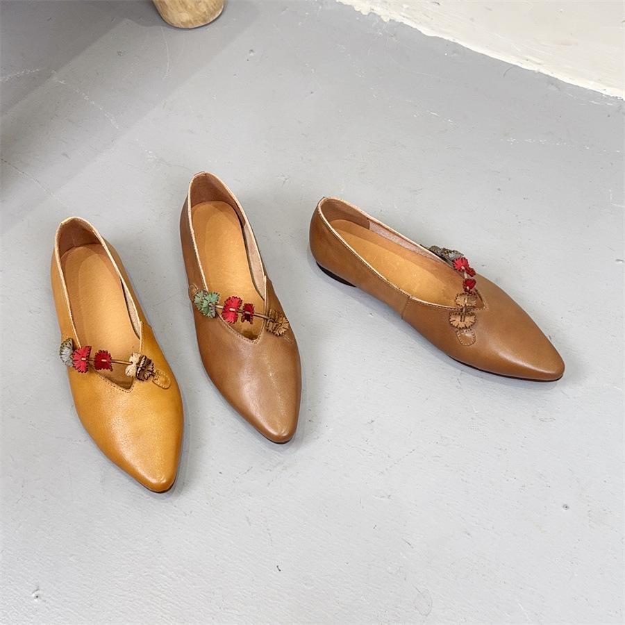 Johnature Flower Retro Pointed Toe Shallow Flat Shoes Ethnic Style Genuine Leather Women's Shoes