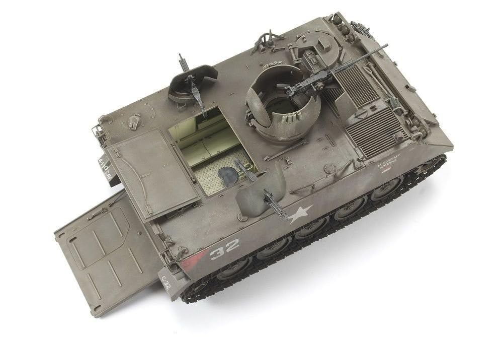 AFV Club Scale US Army M113 ACAV Armored Cavalry Fighting Vehicle Plastic Model FV35113 1/35