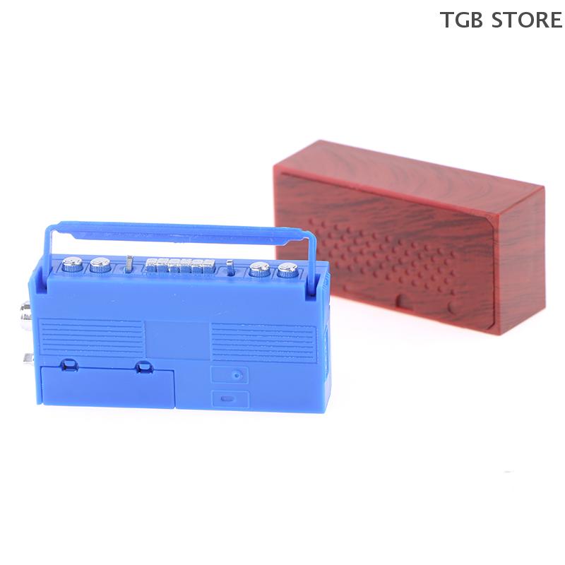 1Pcs ABS Mini Nostalgic Radio Recorder Model Dollhouse Mini Ornaments Toy Decorations