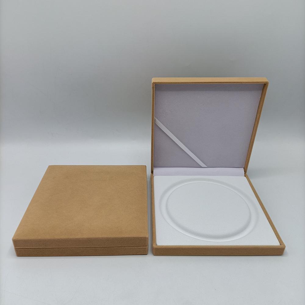 17x17 Perlenkette Geschenkbox: Beflockter Stoff, PU-Leder, Runde Mitte, Kettenverpackung